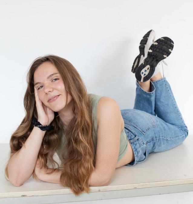 Autorinnenportrait Lucia Hemker