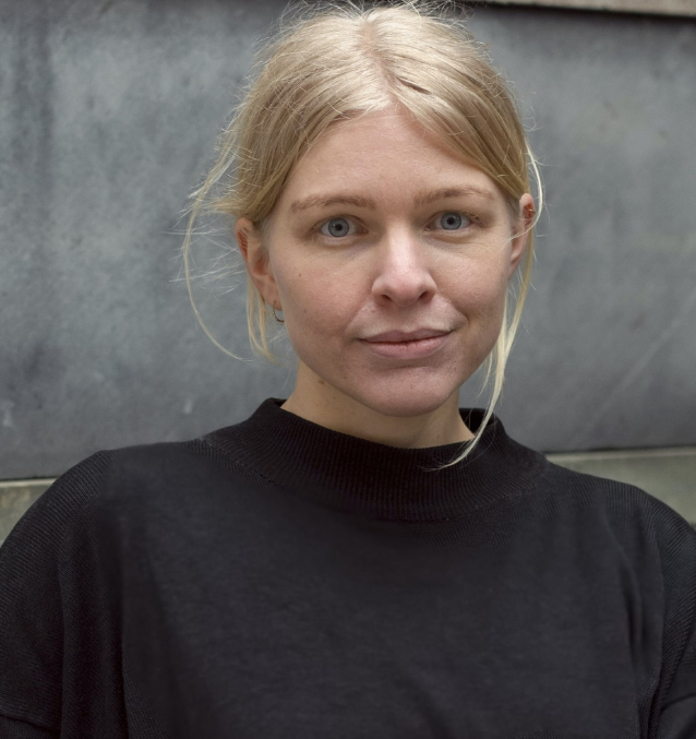 Autorinnenfoto Lena von Holt